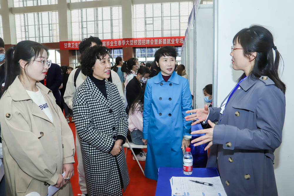 1681435590098060091.jpg 2-2023年1929cc威尼斯春季大型校园招聘会 (11)_调整大小.jpg